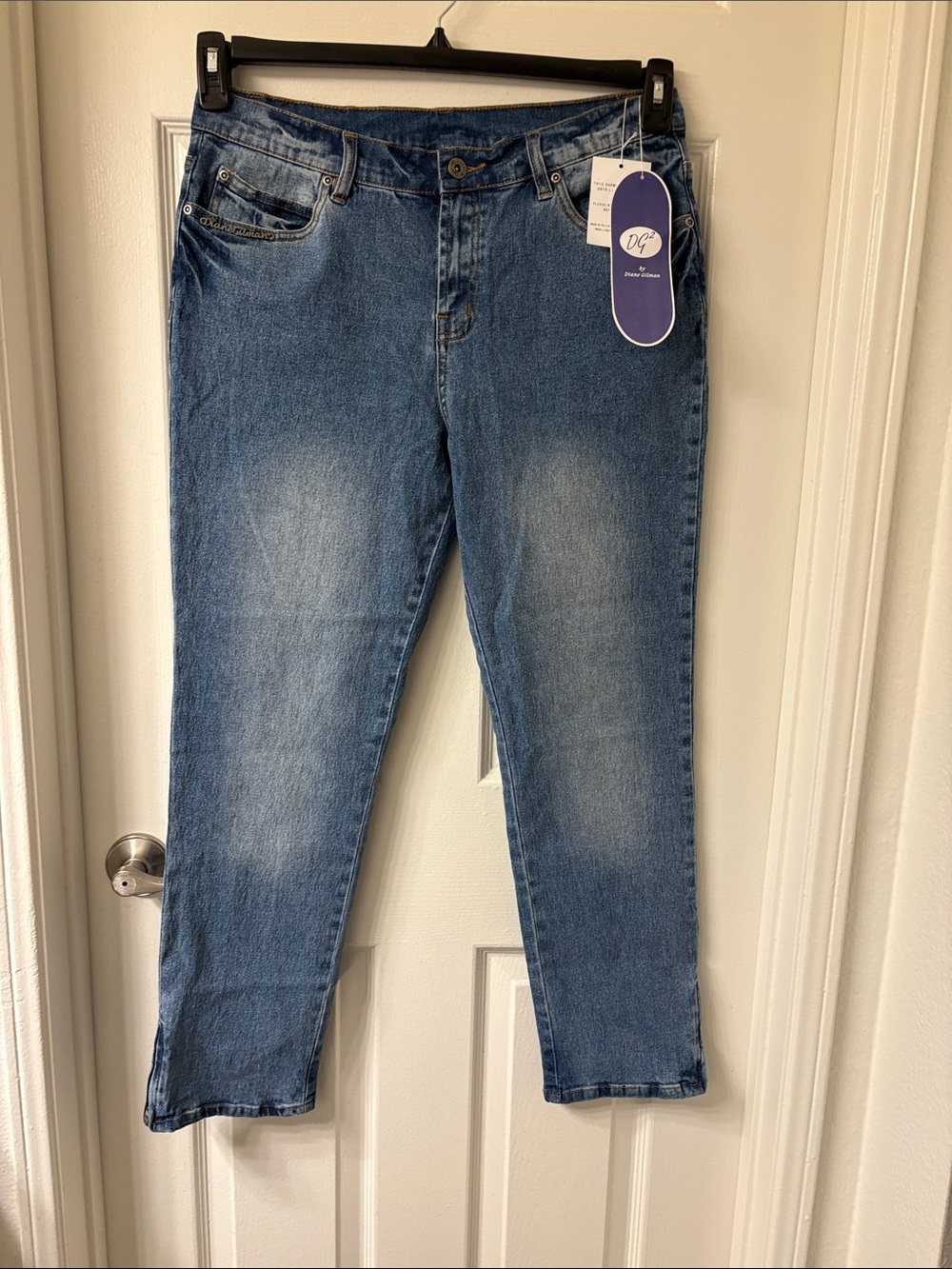 Diane Gilman Medium Blue Straight-Leg Jeans ankle length with side zipper detail